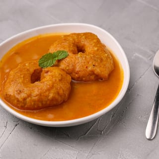Sambar Vada