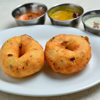 MEDU VADA (2)