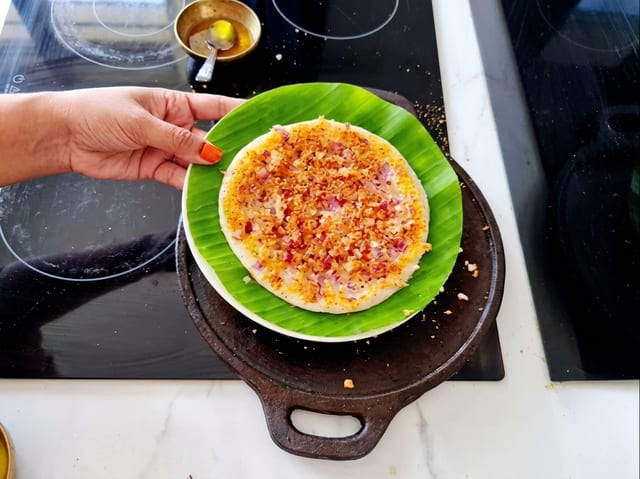 Onion Karampodi Uthappam.