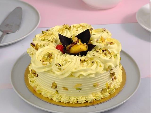 Rasmalai Cake (2 lb).