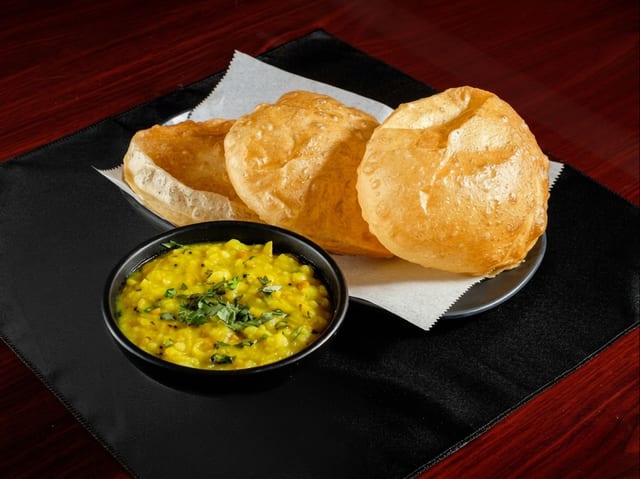 Poori Kurma.